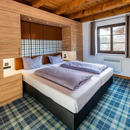 Chalets, Chalet