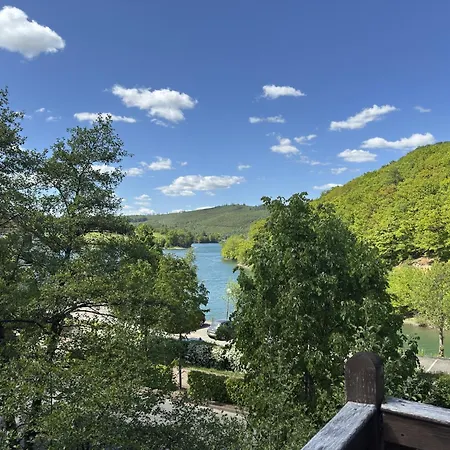 Chalet Chalets,